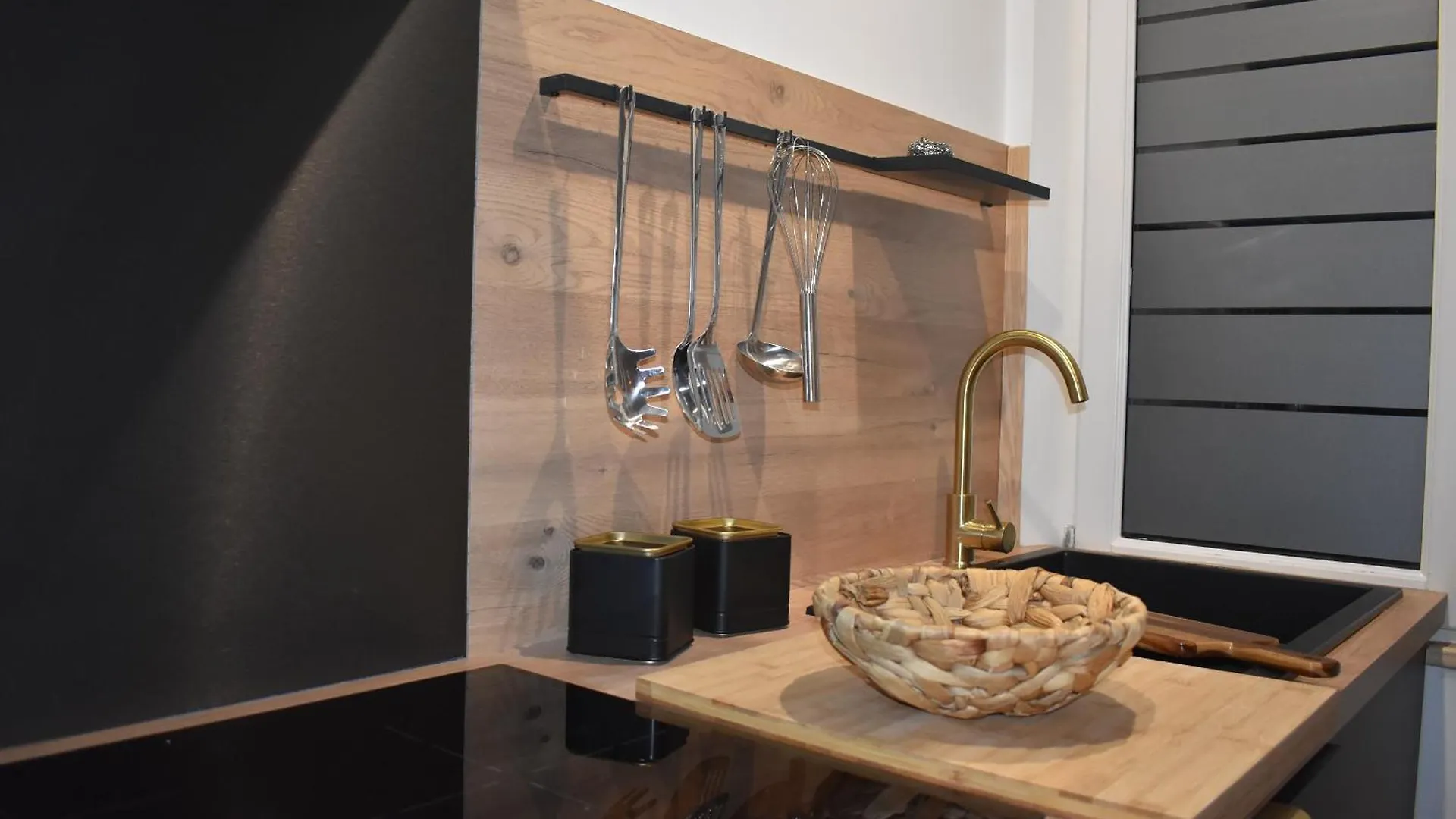 Le Duclos, Appartement Rez-De-Jardin Dinan Centre 0*,  France